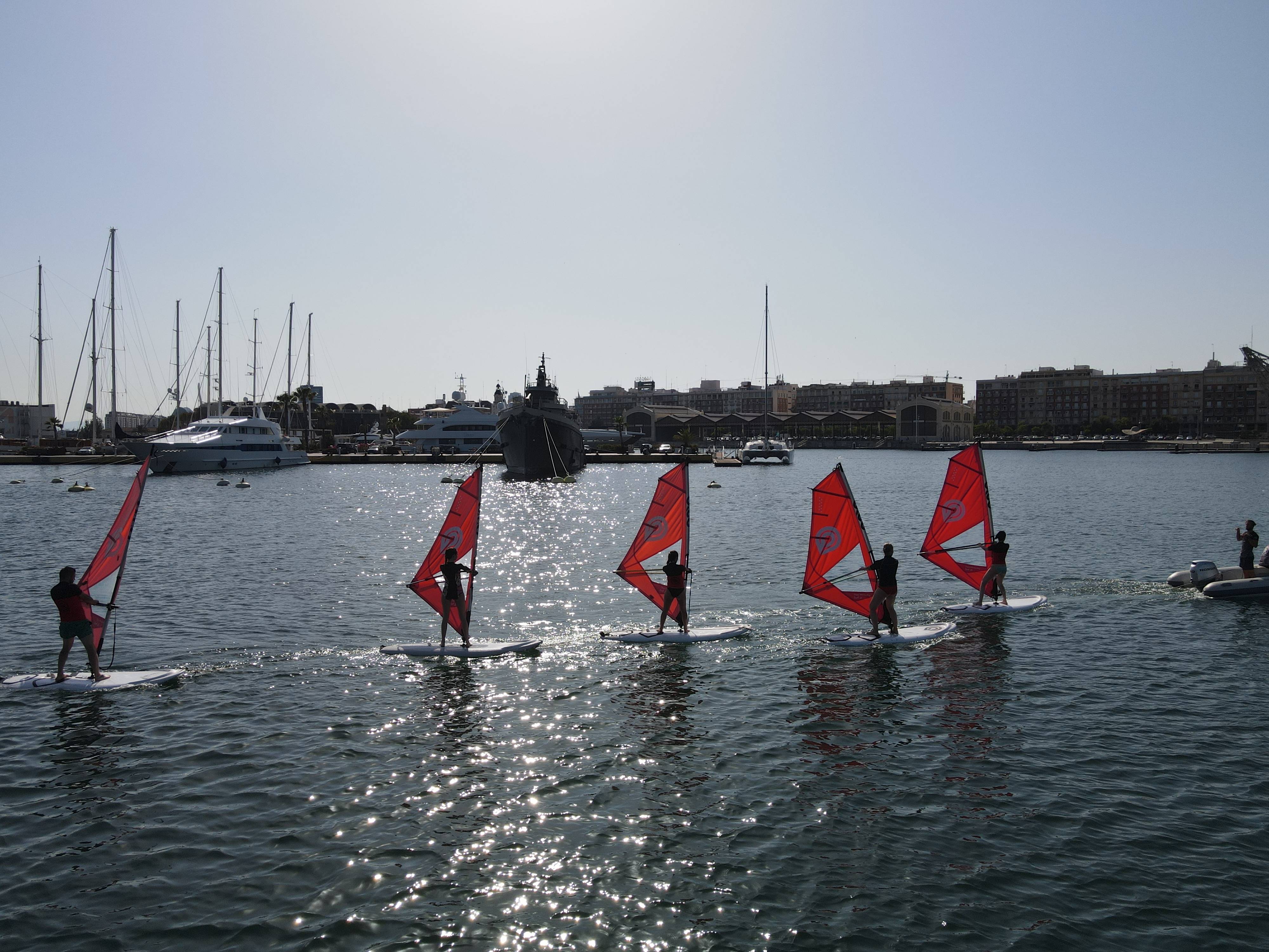 curso de windsurf en Valencia - Ocean Republik
